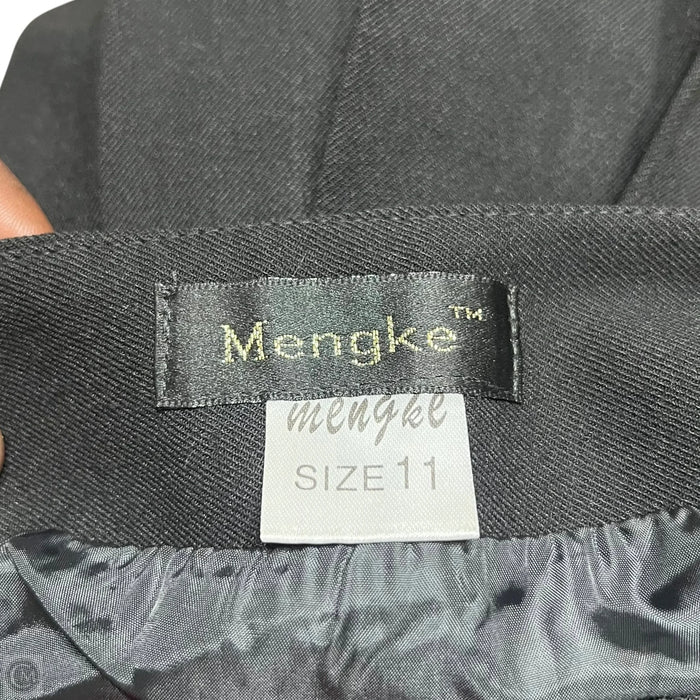 Skirt Mini & Short By Menke In Black, Size: 10