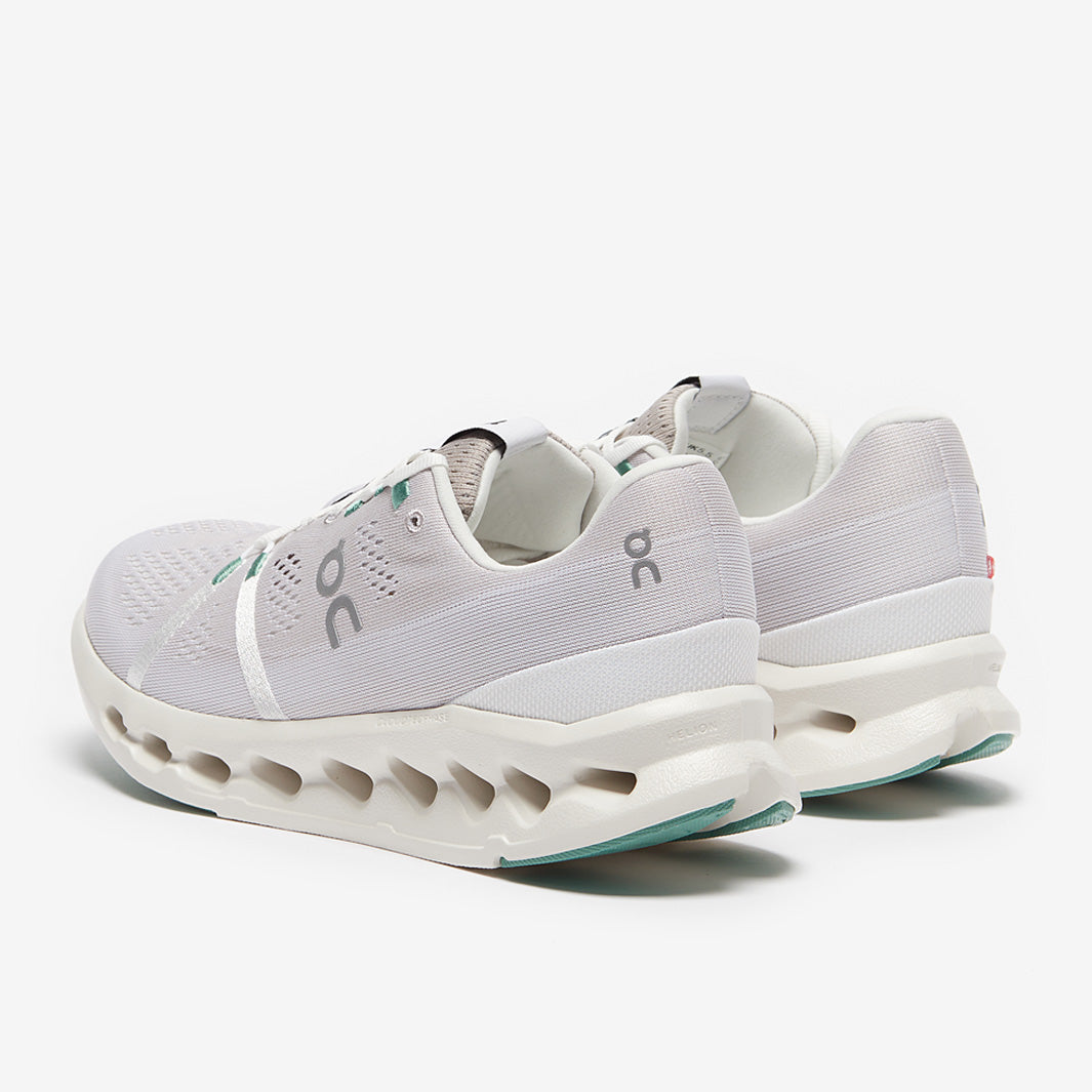 On Cloudsurfer