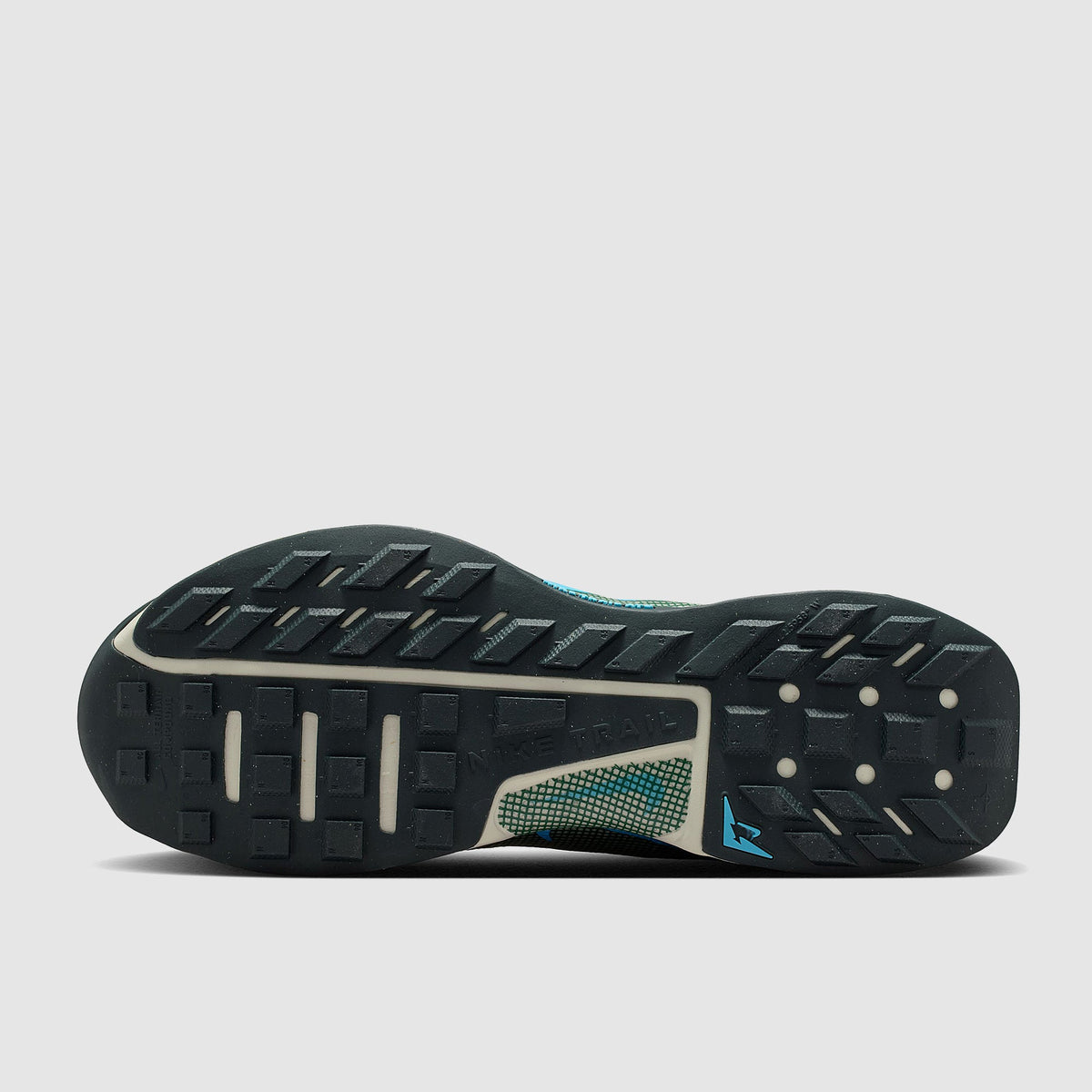 Nike Juniper Trail 3