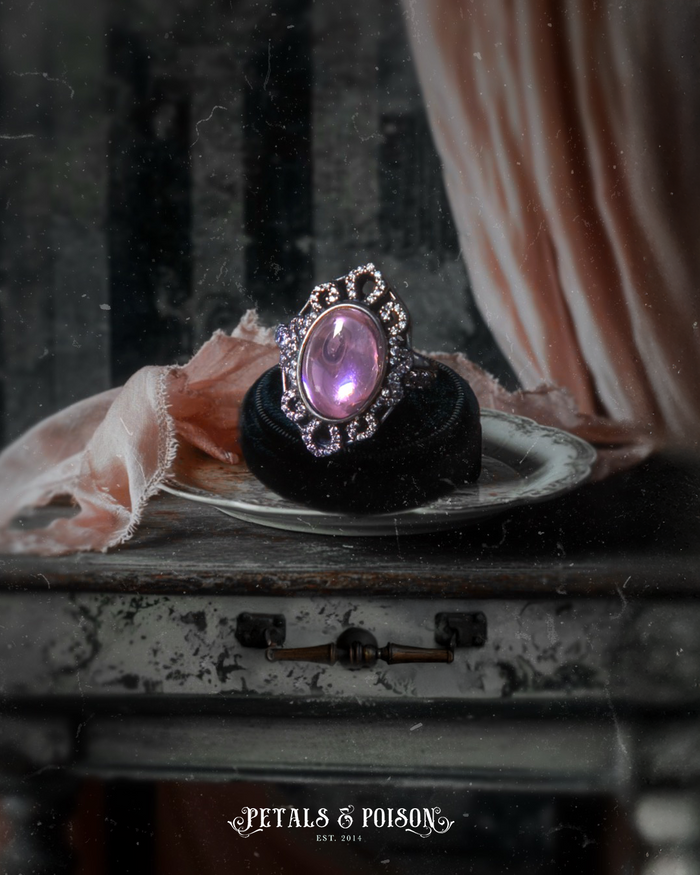 ARCHIVE: The "Malvolia" Heirloom Ring