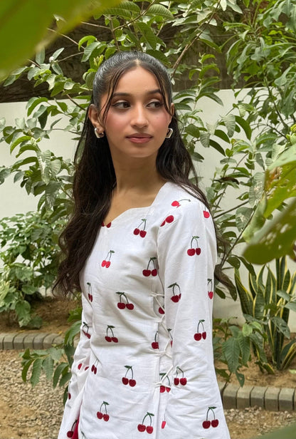 Cherry Lady - Shirt