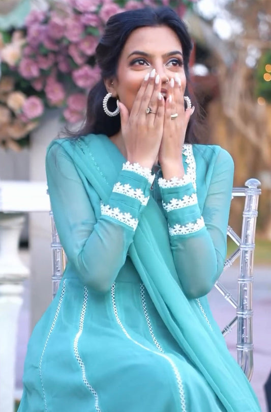 Janica Tessa in Amirah Outfit