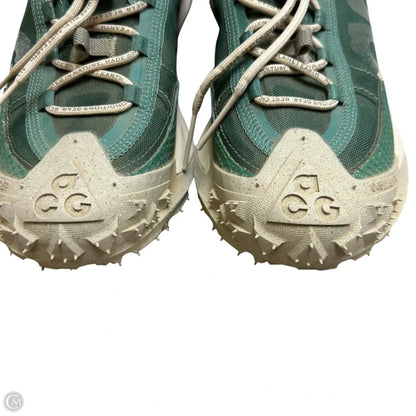 Shoes Sneakers By Nike In Cream & Green, Size: 5.5