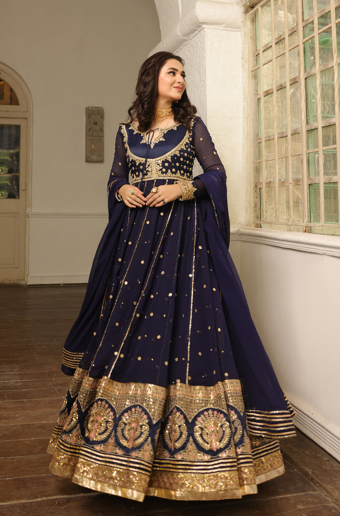 Yumna Zaidi in Niloufer Queen Outfit