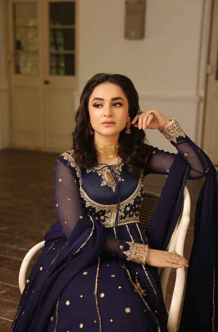 Yumna Zaidi in Niloufer Queen Outfit